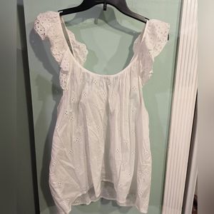 NWT: gap white flowy top
